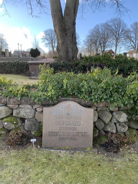 Grave number: SÖ F    60, 61