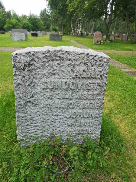 Hautatunnus: NK 04    24