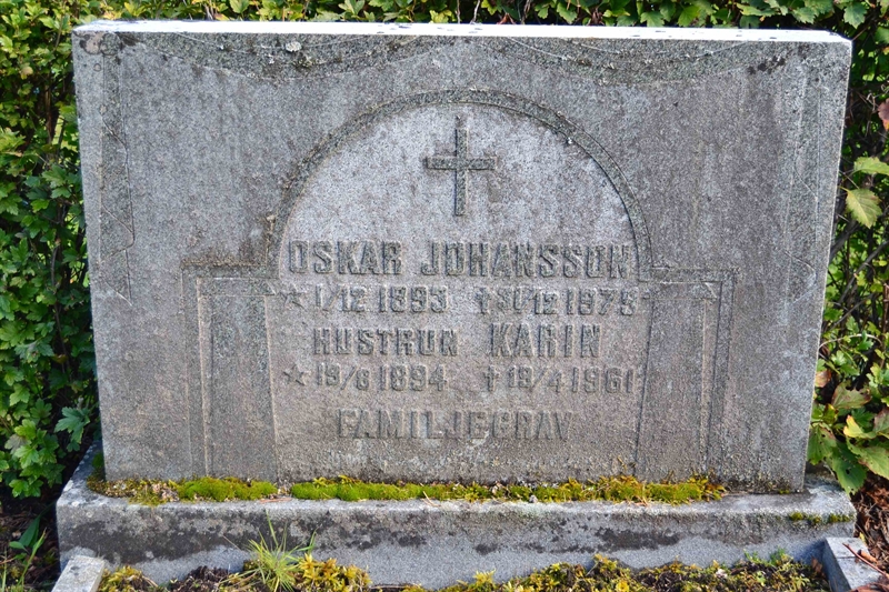 Grave number: 4 H   330
