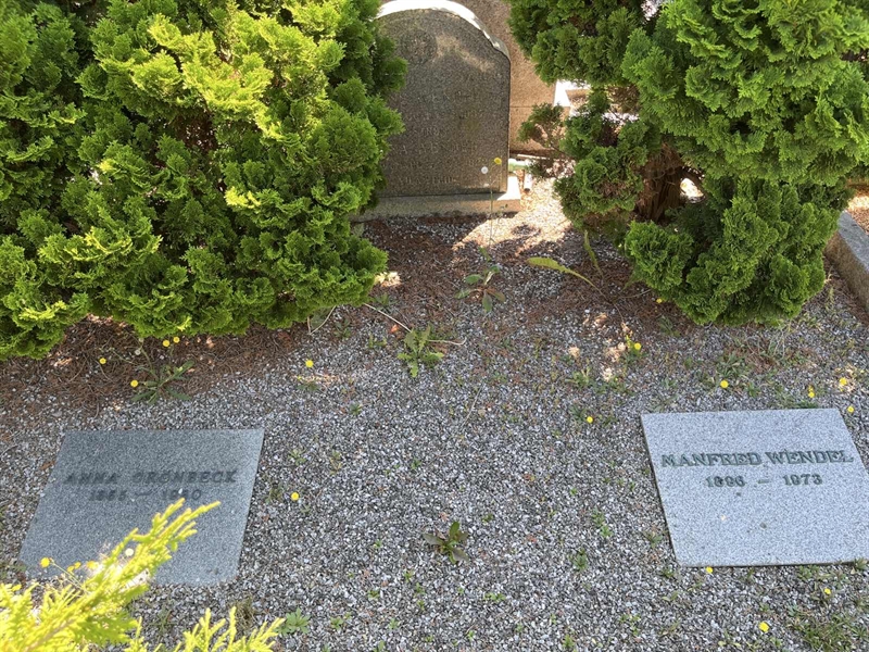 Grave number: NK V   156