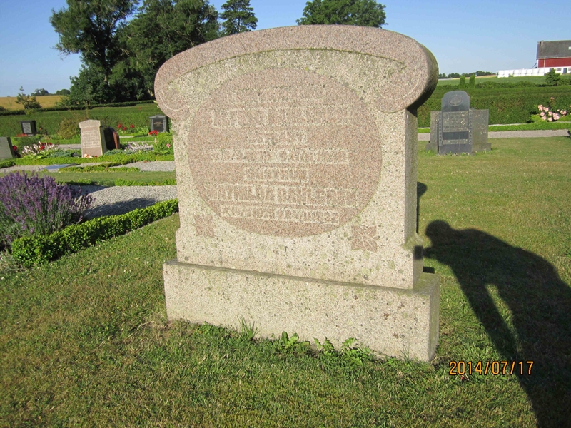 Grave number: 10 D    31