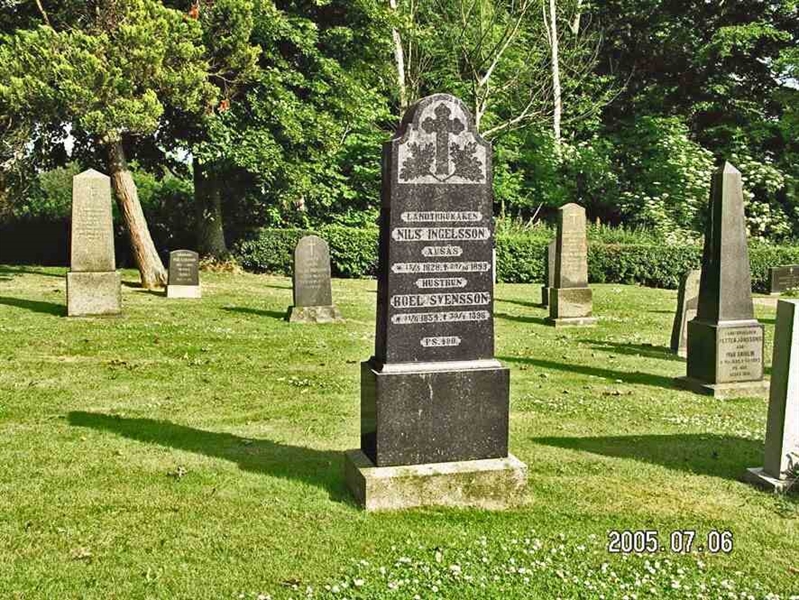 Grave number: 2 Östr 1   165, 166