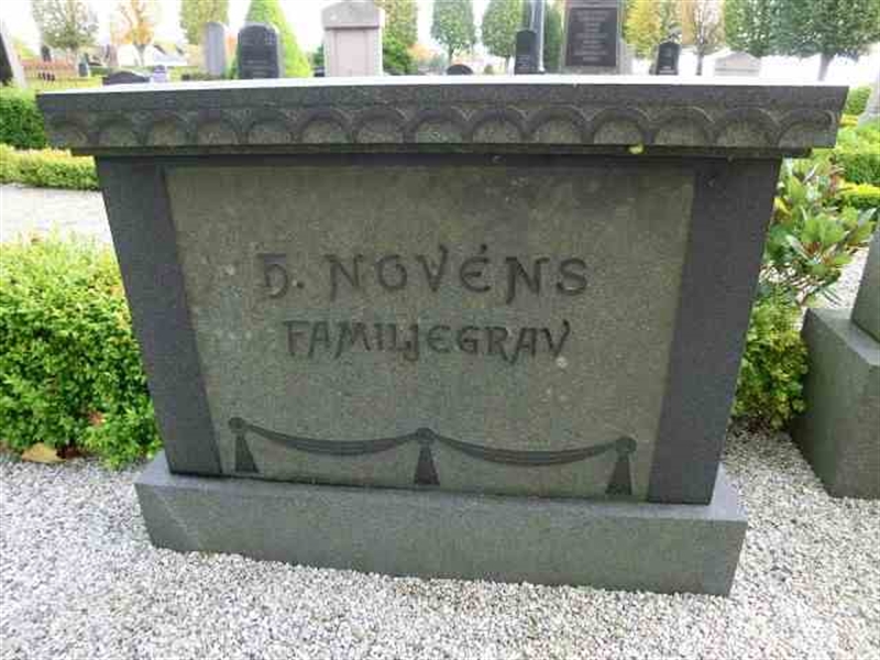 Grave number: ÖK H    014
