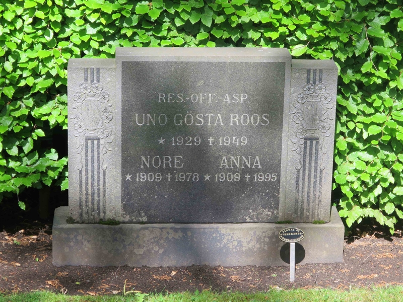 Grave number: HÖB N.RL    38
