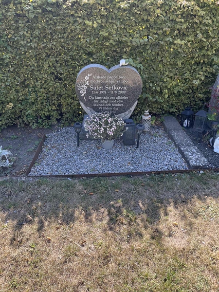 Grave number: NK XI    40a