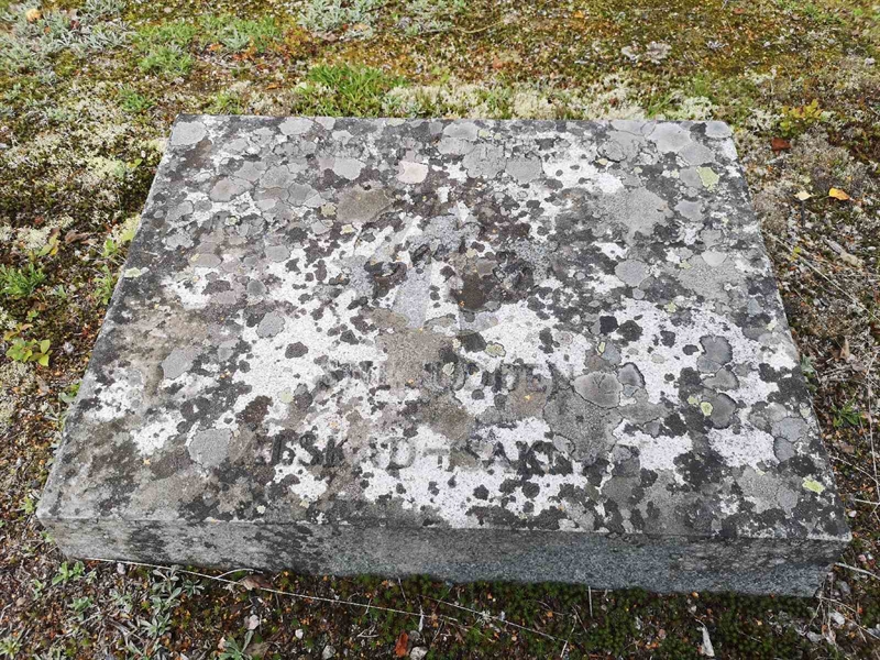 Gravnummer: POK 09    10