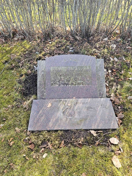 Gravnummer: SRN 5   135A