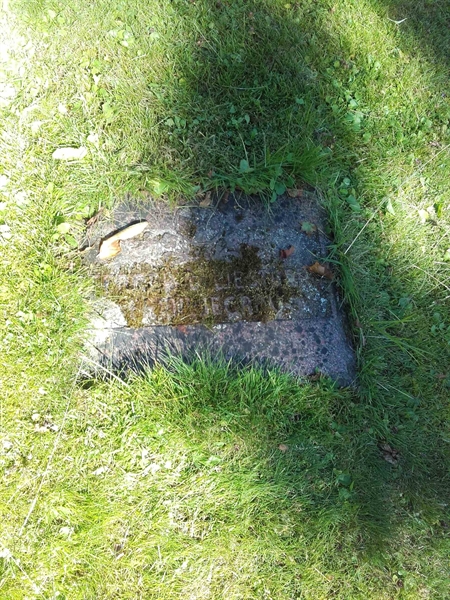 Grave number: NO 08   108