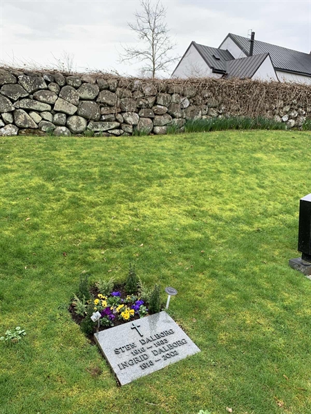 Grave number: SÖ N    77