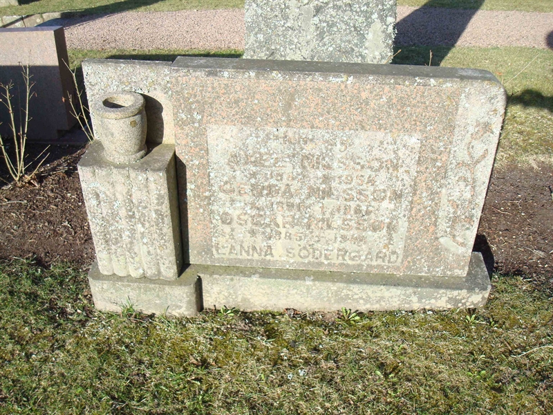 Grave number: KU 06    61, 62