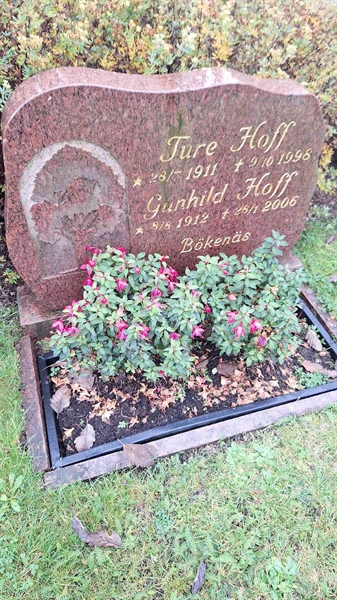 Grave number: VN G    44-45