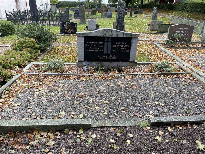 Grave number: ÖV B     2