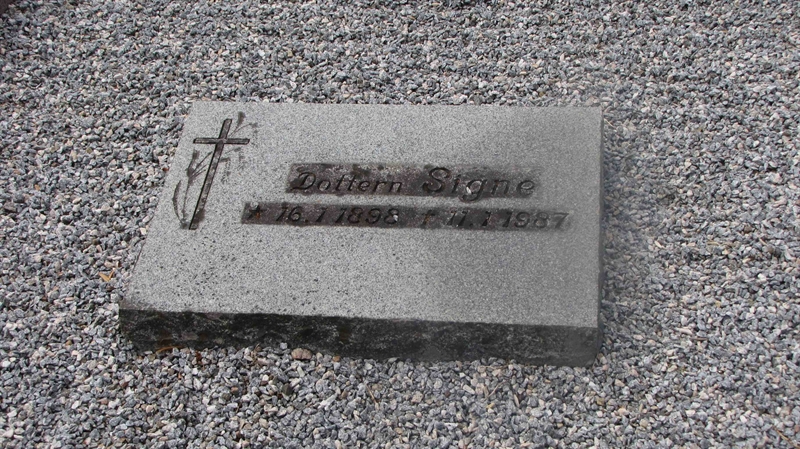 Grave number: FK SYREN   131, 132