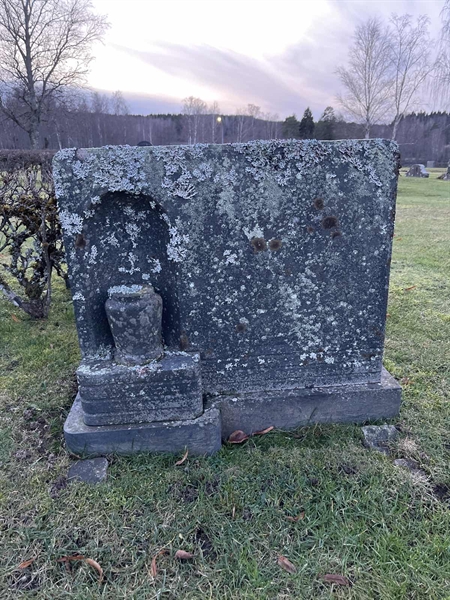 Grave number: Vårv Kv4 89
