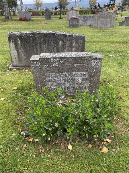 Grave number: 1 GaKy Kv22    24-26½