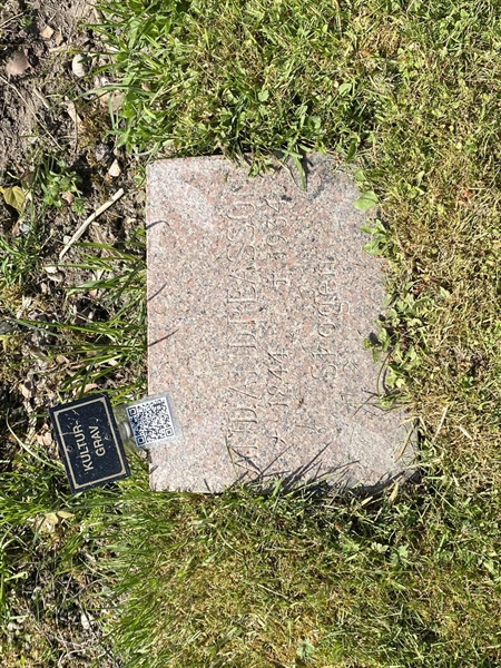 Grave number: 6 2   190