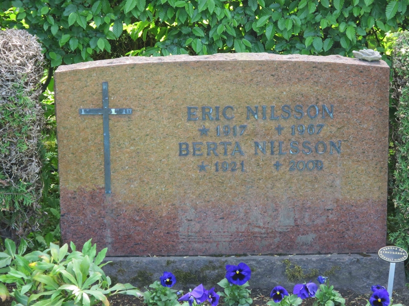 Grave number: HÖB 66    23