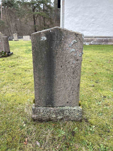 Grave number: L B 36