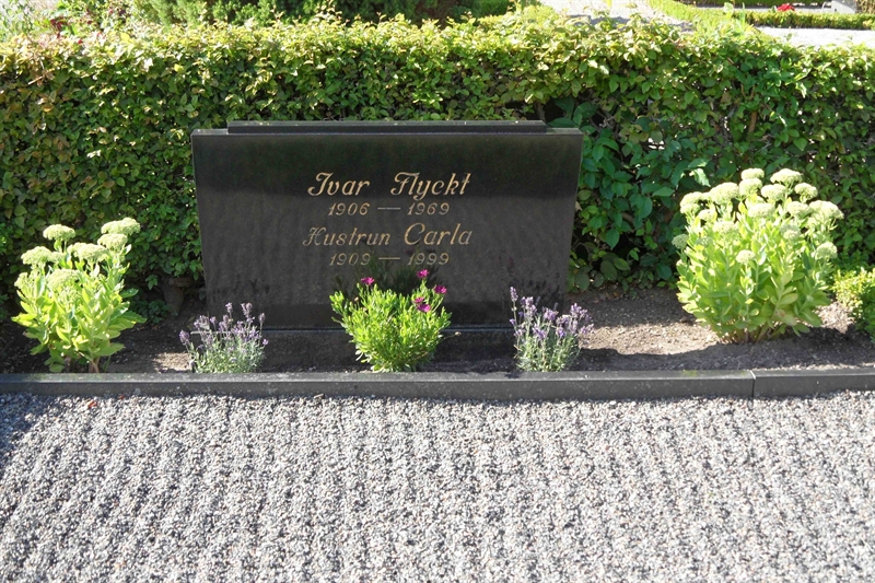 Grave number: ÖK 10     2