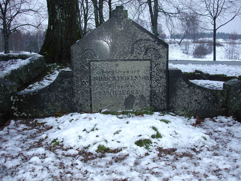 Grave number: B G  978, 979