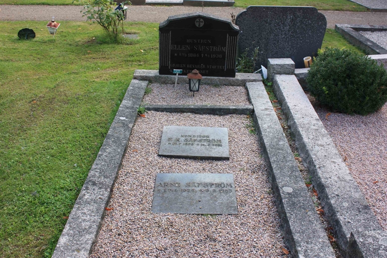 Grave number: Ö 13i   201