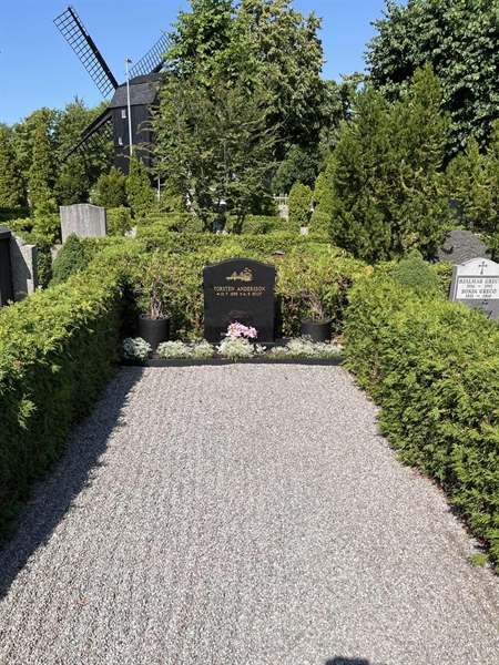 Grave number: NK VI    18