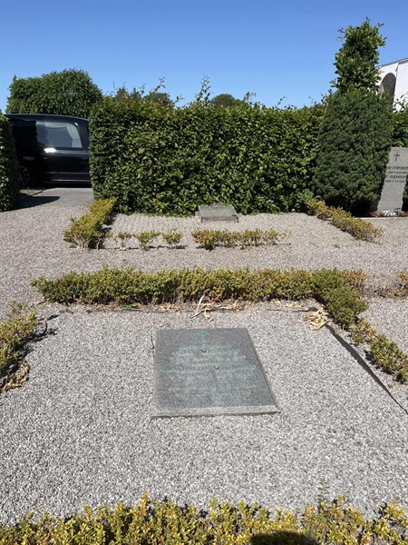 Grave number: NK G 21-22