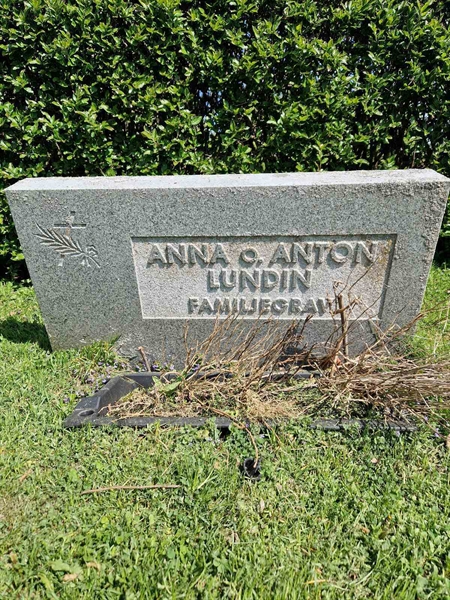 Grave number: 501 28 5474-5475