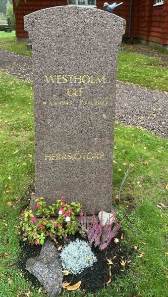 Grave number: 2 B   67