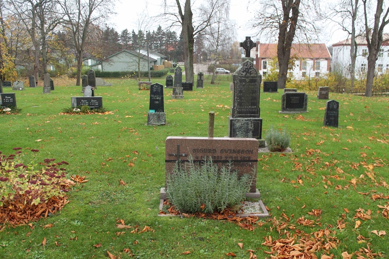Grave number: ÖKK 3    97, 98
