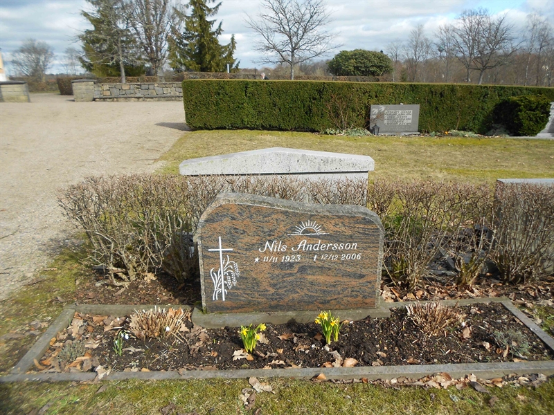 Grave number: NÅ N2    43, 44