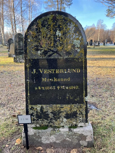 Hautatunnus: 2 C   160