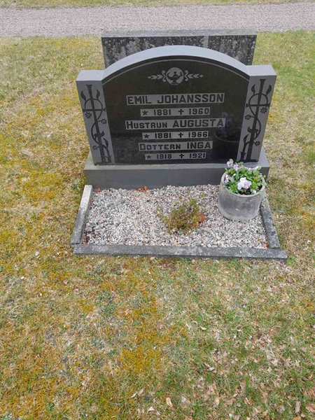 Grave number: 30 A 69A-C