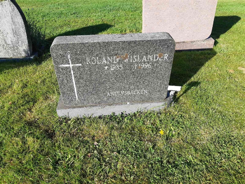 Hautatunnus: Fr 8   252-253