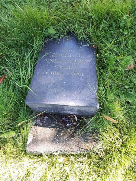 Gravnummer: GK A 4   355V