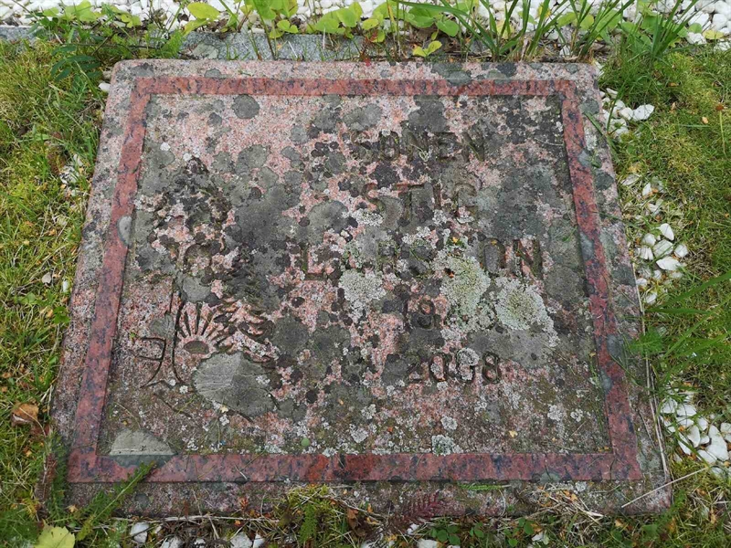 Gravnummer: POK 05    24