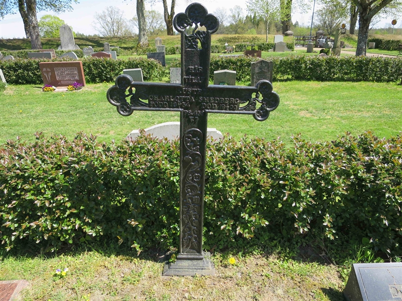 Grave number: AK D   607