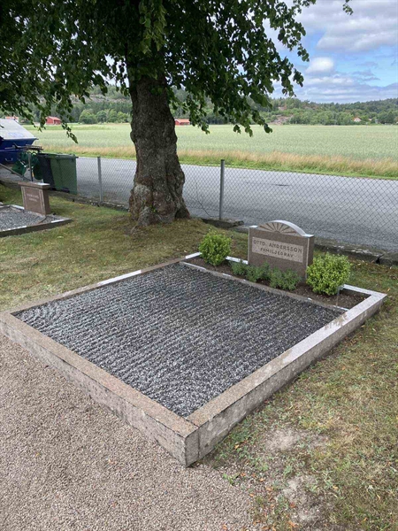 Gravnummer: BRO 4     5