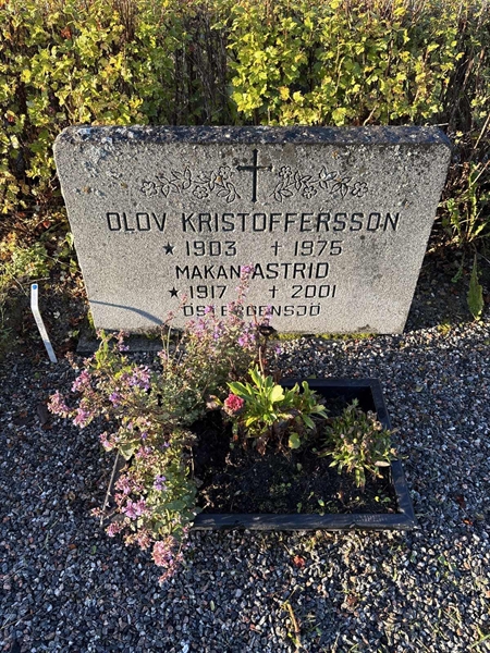 Grave number: 4 N NB    89