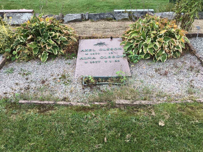 Grave number: 20 K   101-102