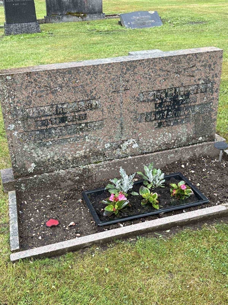 Grave number: SKF D   101, 102, 103, 104