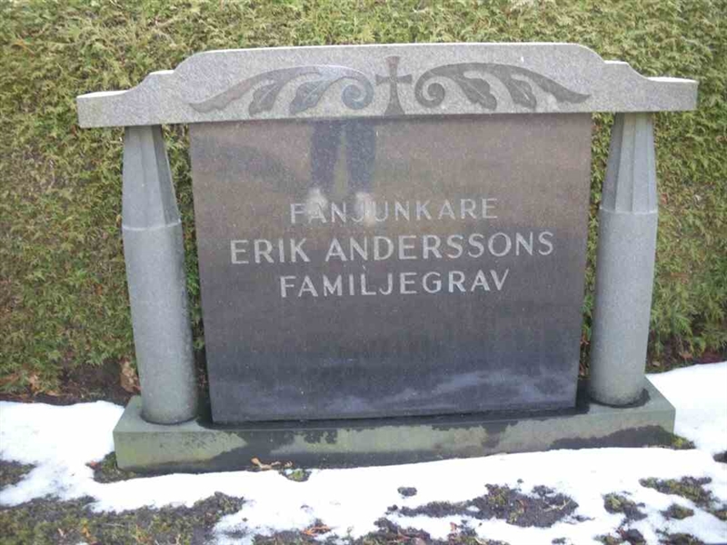 Grave number: HÖB 55    14