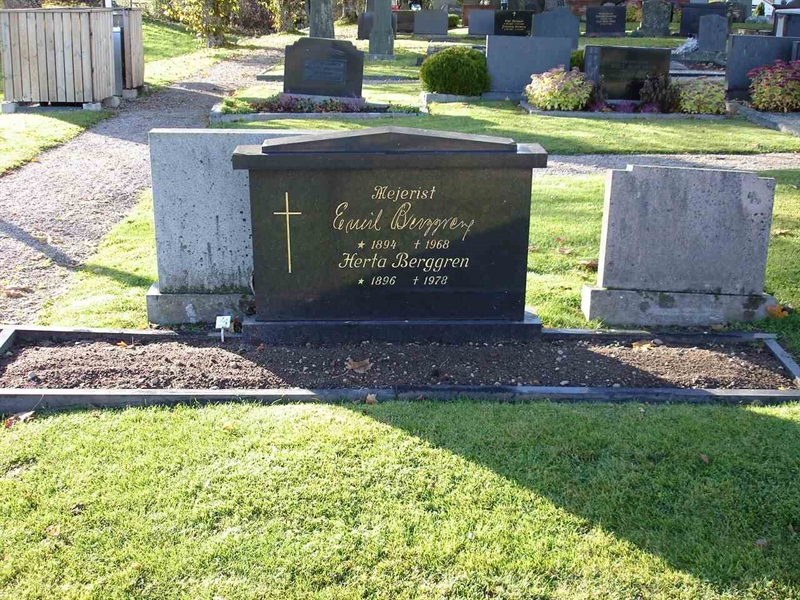 Grave number: FG P    28, 29