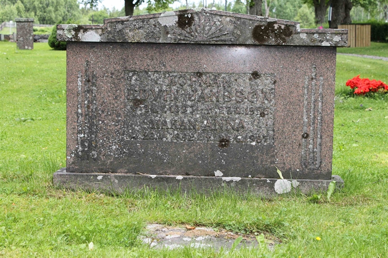 Grave number: GK NASAR     3, 4