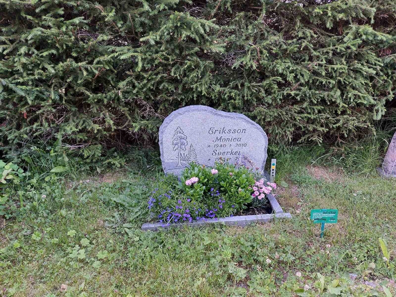 Grave number: SK 6    67, 68