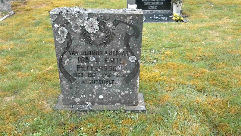 Grave number: 4 H    16