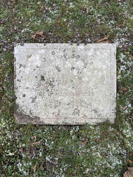 Grave number: LE 76