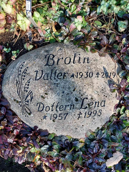 Hautatunnus: 1 L   080