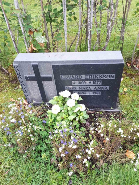 Gravnummer: NK F A   200