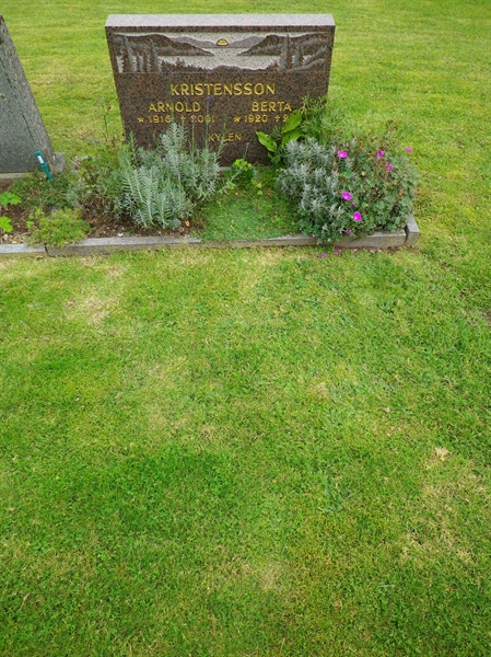 Grave number: VI K   226, 227